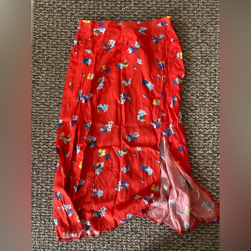NWT Francesca’s Row A Floral Maxi Skirt